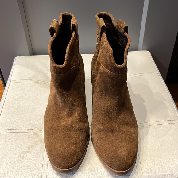 Coke Haan Rayna Suede Wedge Booties GRANDSERIES 7.5 in Earthen Suede - Picture 7 of 15